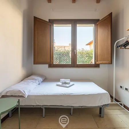 Estay - Flamingo Courtyard Retreat 아파트