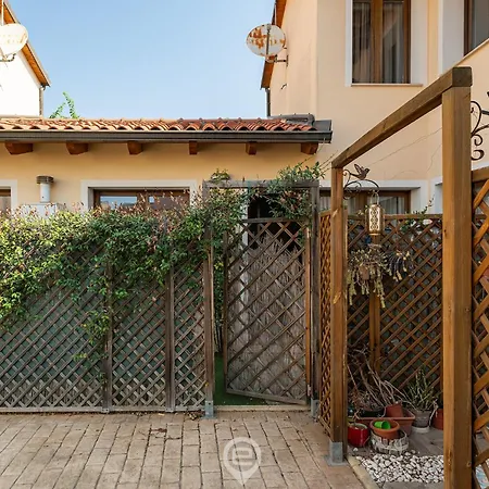 Estay - Flamingo Courtyard Retreat 아파트 *